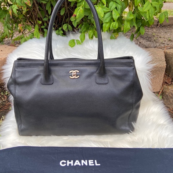 Chanel Caviar Black Leather Tote + Dustbag - Picture 12 of 15